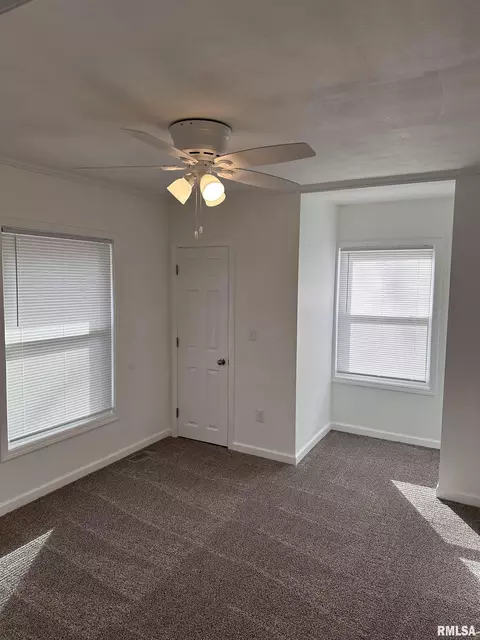 1516 Cummins Ave, Springfield, IL 62702 photo 11