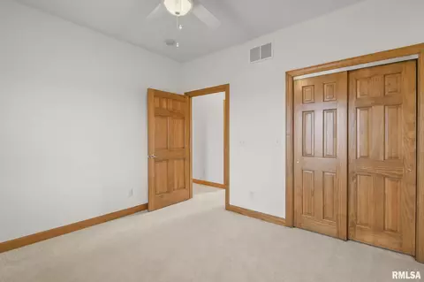 Bedroom - 2221 Harbor Lndg, Springfield, IL 62712 photo 5 of 8