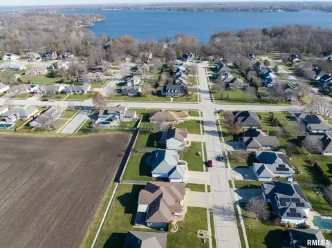 View/Area - 2221 Harbor Lndg, Springfield, IL 62712 photo 5 of 11