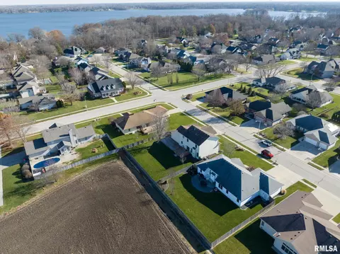 View/Area - 2221 Harbor Lndg, Springfield, IL 62712 photo 6 of 11