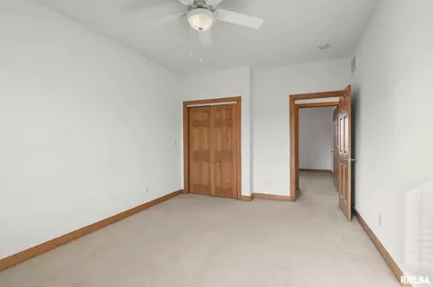 Bedroom - 2221 Harbor Lndg, Springfield, IL 62712 photo 6 of 8