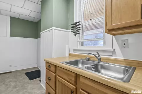 422 W Carpenter St, Springfield, IL 62702 photo 15