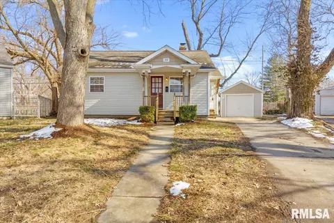 Exterior - 33 Belle Pl, Springfield, IL 62704 photo 7 of 10
