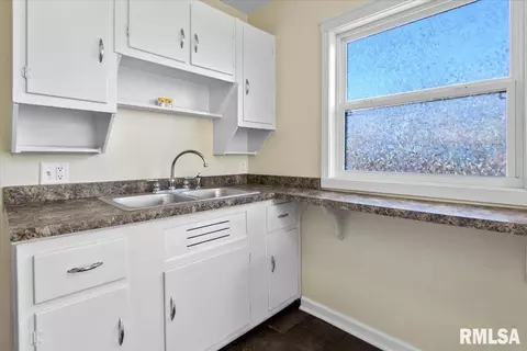 Other - 33 Belle Pl, Springfield, IL 62704 photo 7 of 14