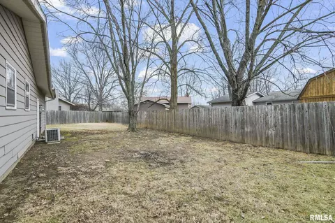 27 Powell St, Riverton, IL 62561 photo 27