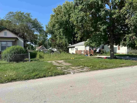 1609 E Reynolds St, Springfield, IL 62702 photo 1