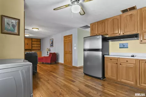 64 Sumner Ln, Springfield, IL 62707 photo 9