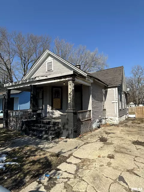 1425 S Grand Ave, Springfield, IL 62703 photo 2