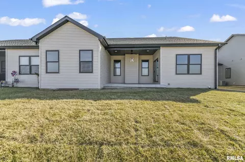 Exterior - 5315 Verdant Ln, Springfield, IL 62711 photo 4 of 5