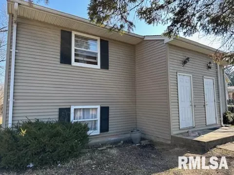 1721 Monroe St, Galesburg, IL 61401