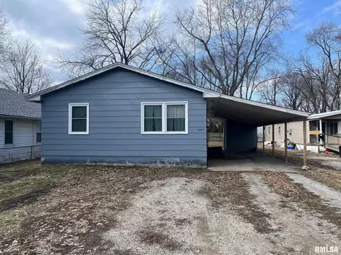 3015 Hoover St, Springfield, IL 62703