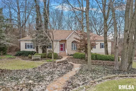 4016 Old Mill Ln, Springfield, IL 62711