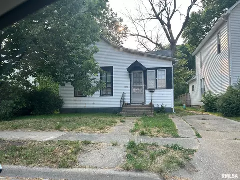 1340 N 6th St, Springfield, IL 62702 photo 1
