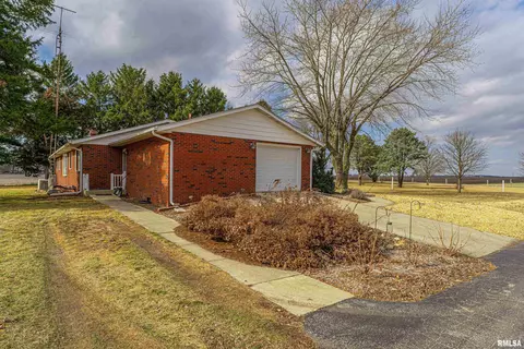 1979 600th St, Mount Pulaski, IL 62548 photo 31