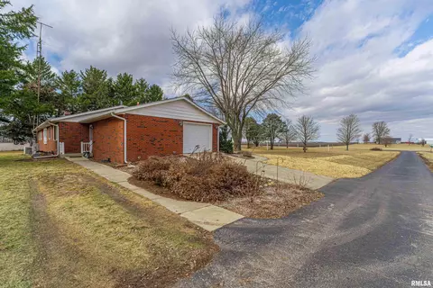 1979 600th St, Mount Pulaski, IL 62548 photo 32