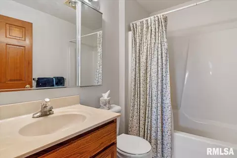 835 Brookview Rd, Dawson, IL 62520 photo 20