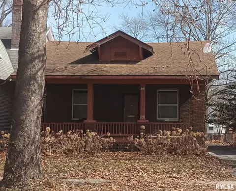 1736 S College St, Springfield, IL 62704