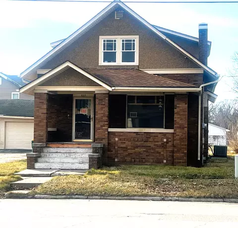 532 W Losey St, Galesburg, IL 61401