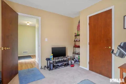 3209 Clarendon Dr, Springfield, IL 62704 photo 24
