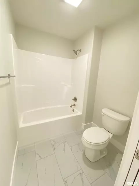 416 Hawks Nest Dr, Chatham, IL 62629 photo 22