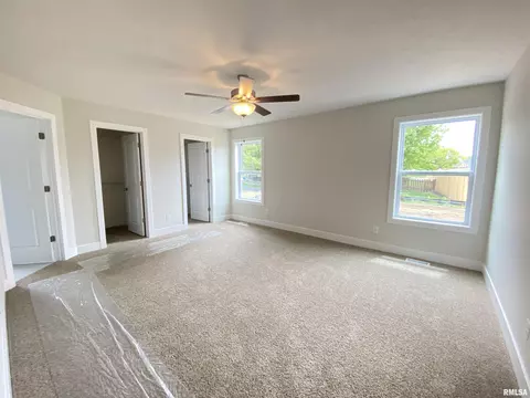 416 Hawks Nest Dr, Chatham, IL 62629 photo 9