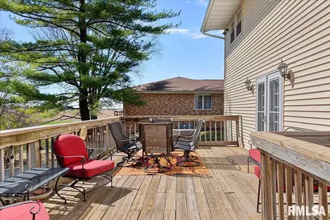 Exterior - 38 Frontier Lk, Springfield, IL 62707 photo 4 of 11