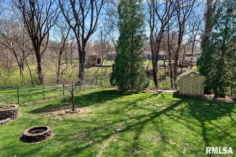 Exterior - 38 Frontier Lk, Springfield, IL 62707 photo 6 of 11