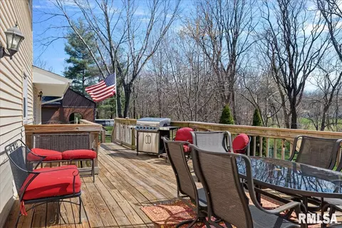 Exterior - 38 Frontier Lk, Springfield, IL 62707 photo 5 of 11