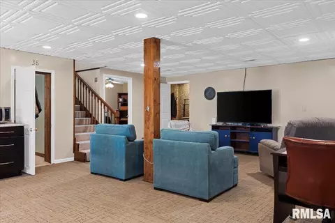 Living - 38 Frontier Lk, Springfield, IL 62707 photo 12 of 12
