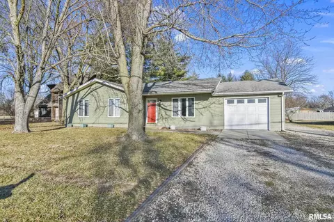 216 S Main St, Spaulding, IL 62561