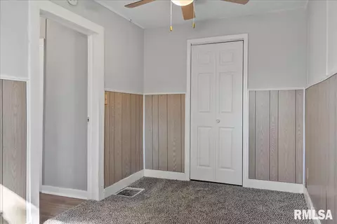 Bedroom - 1634 W Capitol Ave, Springfield, IL 62704 photo 1 of 2