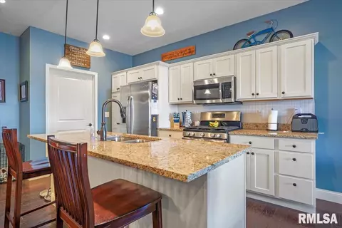 4653 Thompson Rd, Springfield, IL 62711 photo 7