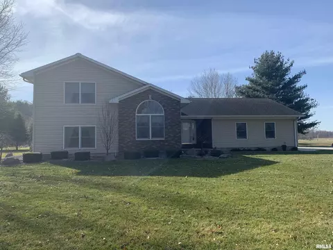 528 Hillbrook Ests, Galesburg, IL 61401