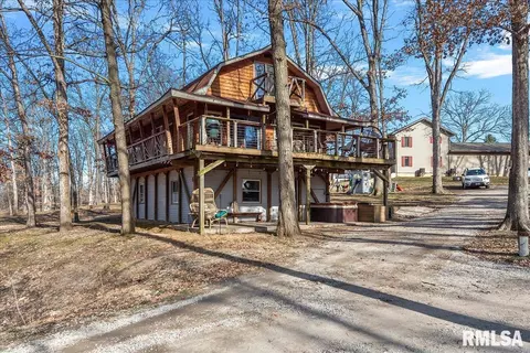 2682 N 730 E Rd, Mechanicsburg, IL 62545