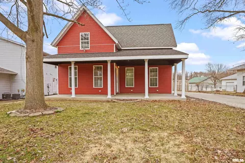 117 E Mill St, Rochester, IL 62563