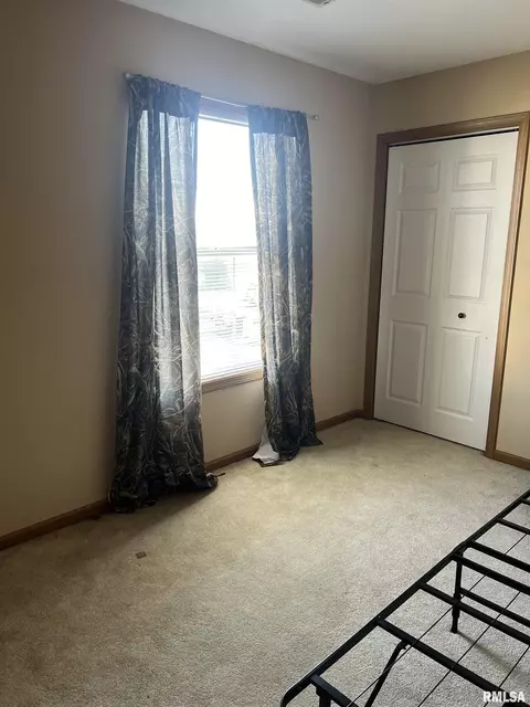 3901 Mccormick Dr, Springfield, IL 62707 photo 14