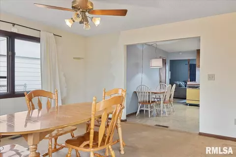 2828 Cardigan Dr, Springfield, IL 62702 photo 14