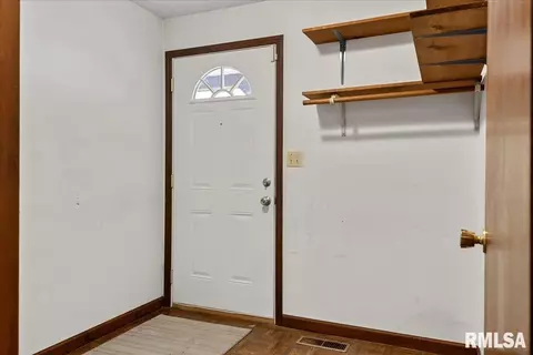 2828 Cardigan Dr, Springfield, IL 62702 photo 17
