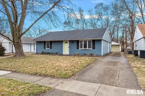 2828 Cardigan Dr, Springfield, IL 62702 photo 2