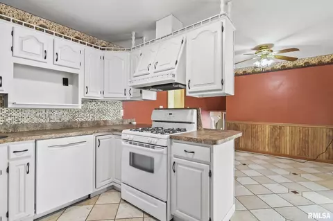 1701 Arcade Dr, Springfield, IL 62702 photo 13