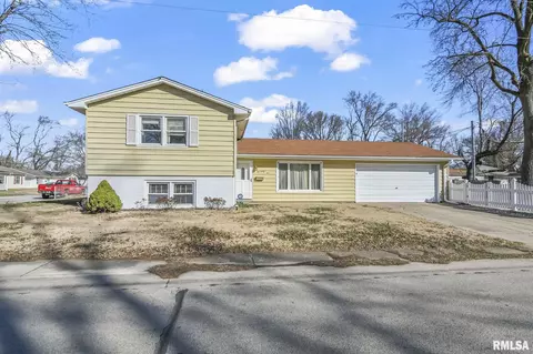 1701 Arcade Dr, Springfield, IL 62702