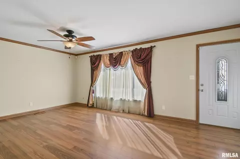 1701 Arcade Dr, Springfield, IL 62702 photo 6
