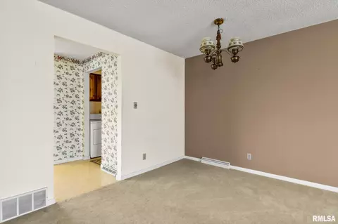 Other - 290 Trillium Ln, Springfield, IL 62707 photo 3 of 14
