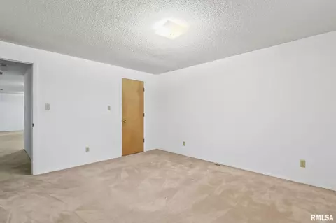 Bedroom - 290 Trillium Ln, Springfield, IL 62707 photo 9 of 9