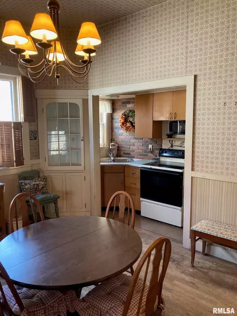 1203 S 9th St, Springfield, IL 62703 photo 6