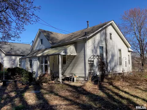 1203 S 9th St, Springfield, IL 62703 photo 2