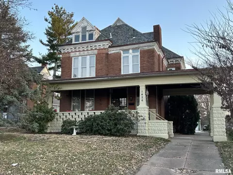 1426 Vermont St, Quincy, IL 62301