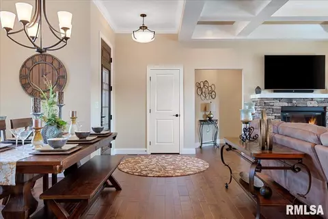 Entry Way - 5716 Kelley Pointe Dr, Springfield, IL 62711 photo 1 of 4