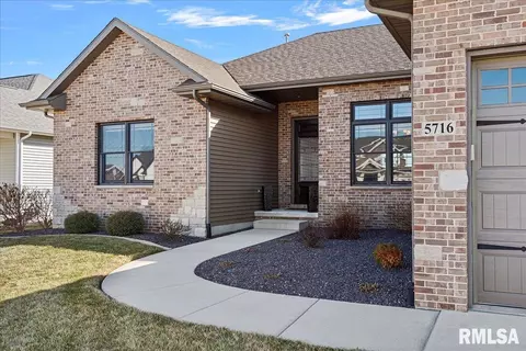 Exterior - 5716 Kelley Pointe Dr, Springfield, IL 62711 photo 5 of 11