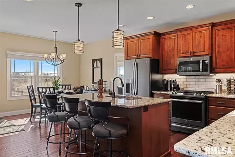 Kitchen - 5716 Kelley Pointe Dr, Springfield, IL 62711 photo 2 of 7